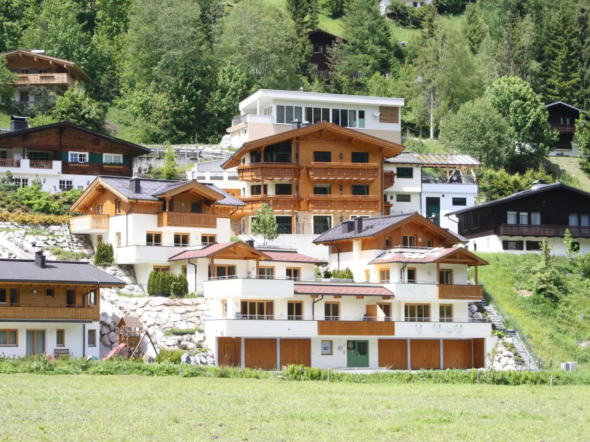 Large In Hinterglemm